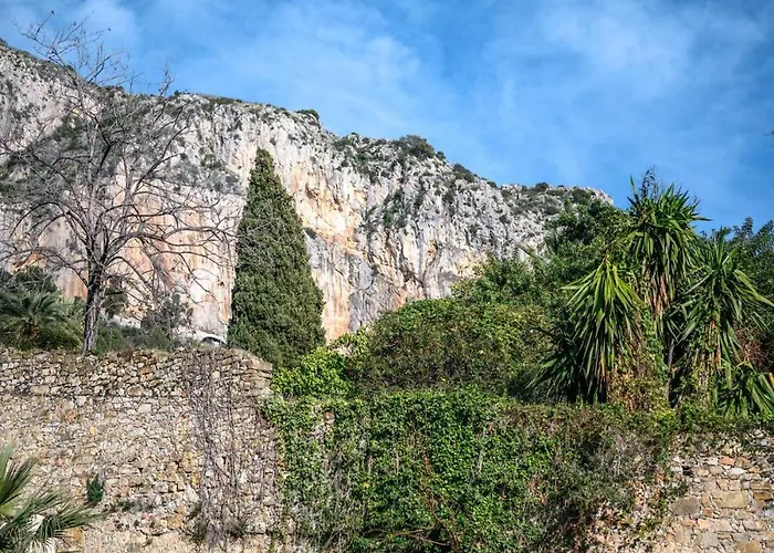 Le Cap Sud - Calme Piscine - Clim Balcon * Menton