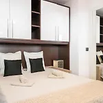 Holiday home Le Cap Sud - Calme Piscine - Clim Balcon